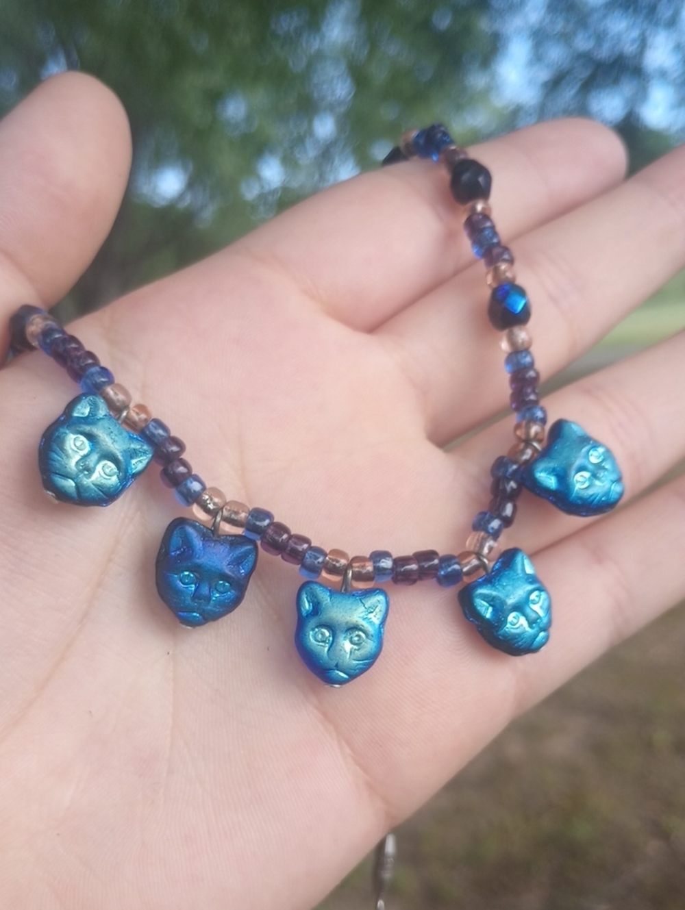 Vintage Glass Cat Necklace And Earrings Set - Picture 4 of 5